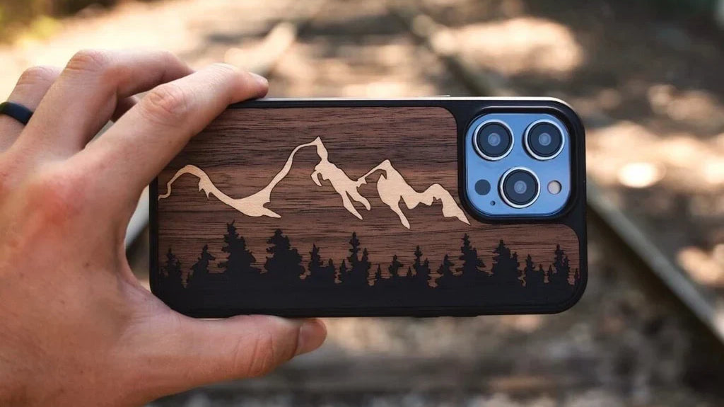 Sert ve Yumuşak Telefon Kılıfları Hangisi Sizin İçin Daha İyi