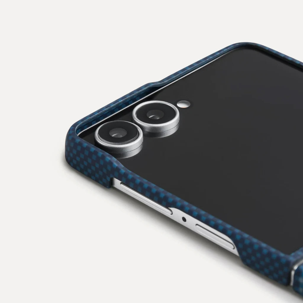 Pitaka Galaxy Z Flip8 Karbon Kılıf MagSafe Uyumlu Aramid Fiber - Edge Moonrise
