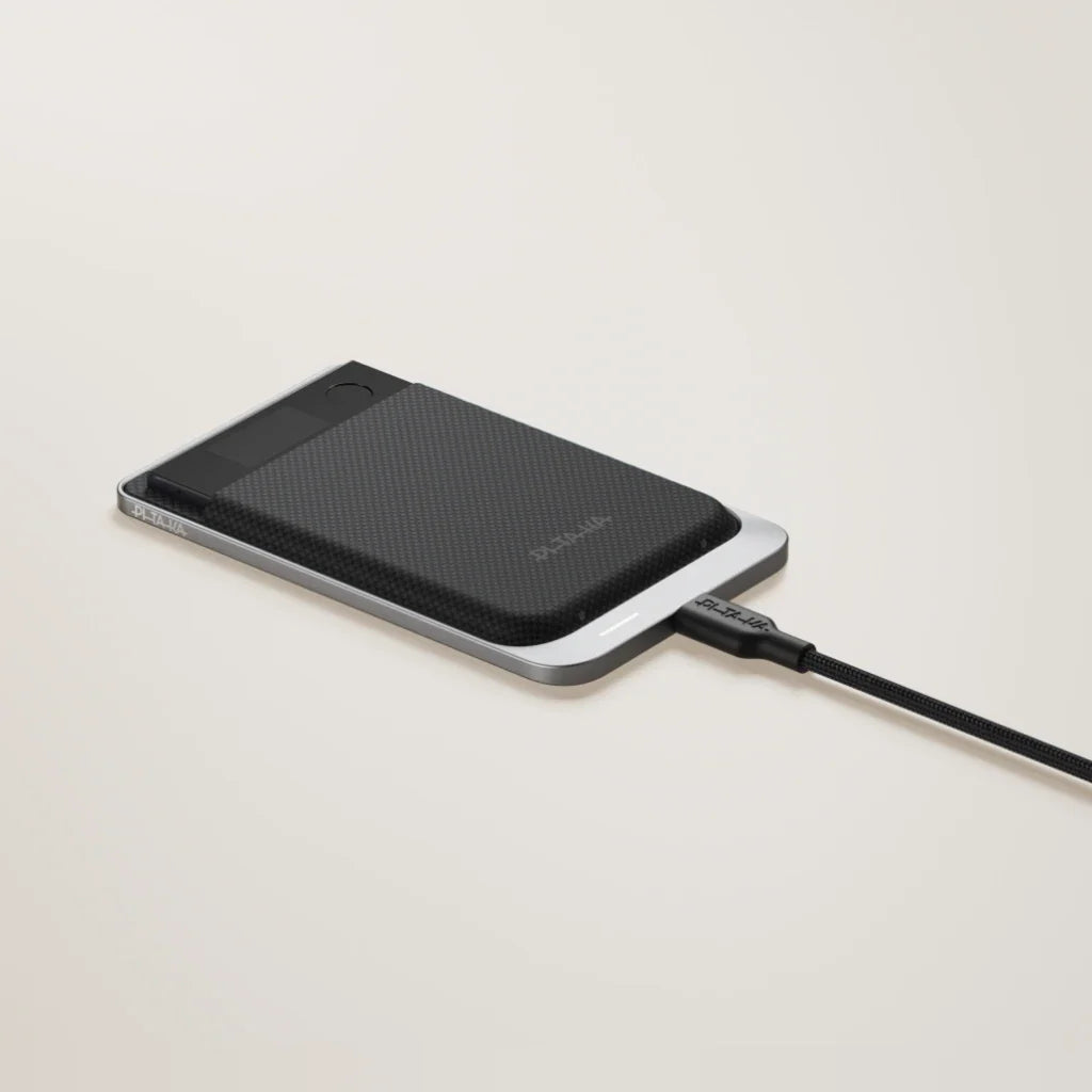 Pitaka MagMod PLAUD Note MagSafe Uyumlu Kılıf ve Şarj Standı Siyah Gri