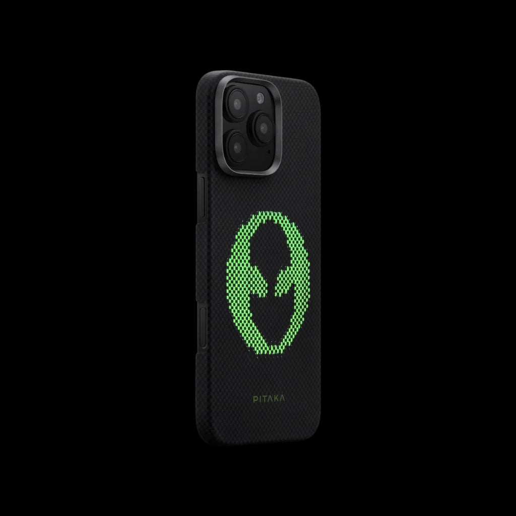 iPhone 16 Pro Max Karbon Kılıf MagSafe Uyumlu Aramid Fiber - Edge Alien