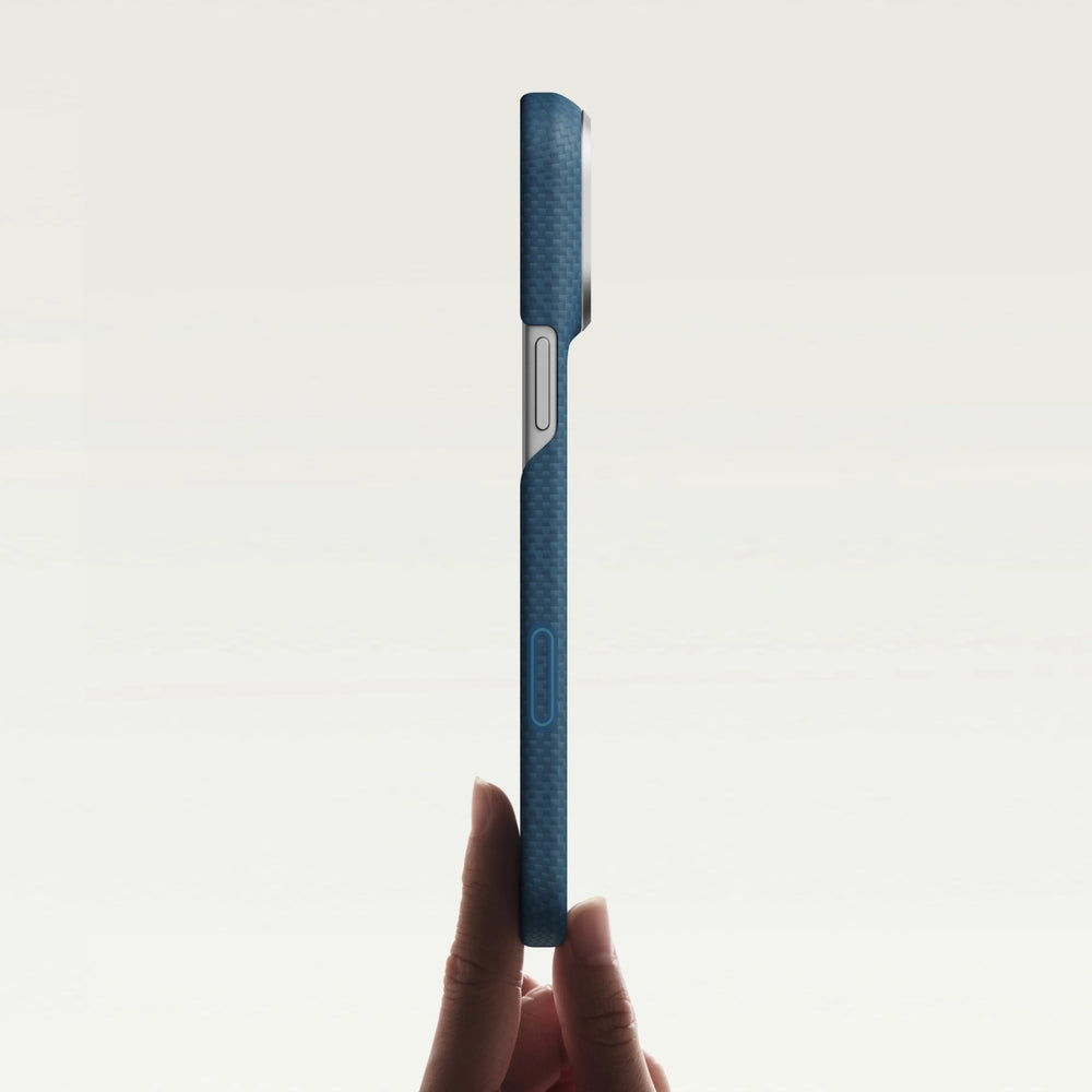iPhone 18 Pro Max Karbon Kılıf MagSafe Uyumlu Aramid Fiber - Edge Blue's Red