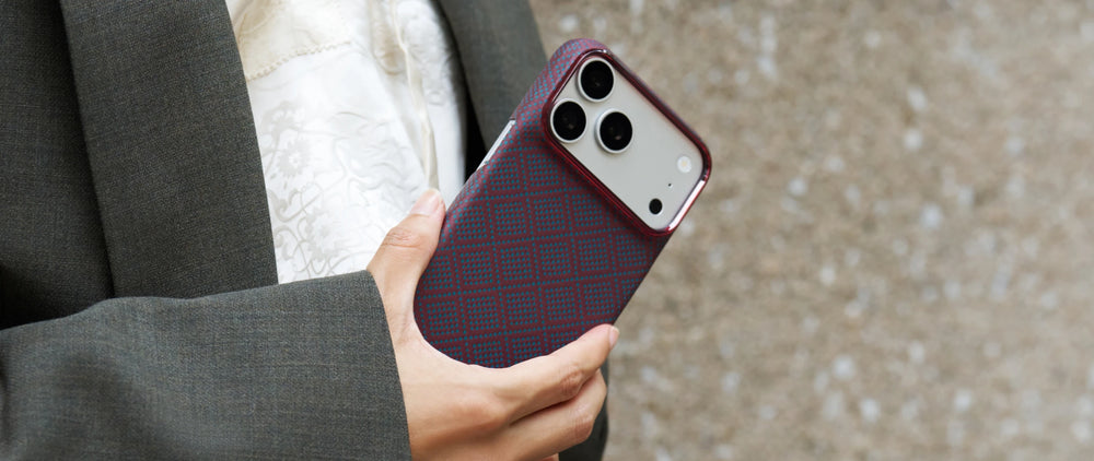 iPhone 18 Pro Max Karbon Kılıf MagSafe Uyumlu Aramid Fiber - Edge Blue's Red