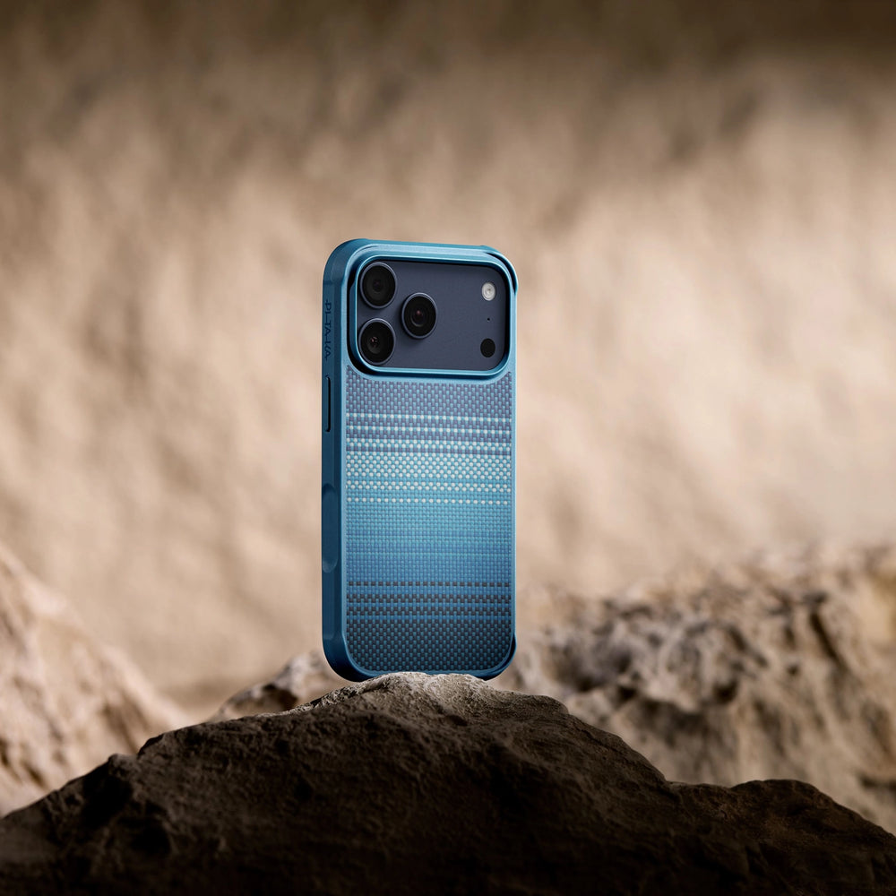 iPhone 17 Pro Max Karbon Kılıf MagSafe Uyumlu Aramid Fiber - Cairn Moonrise