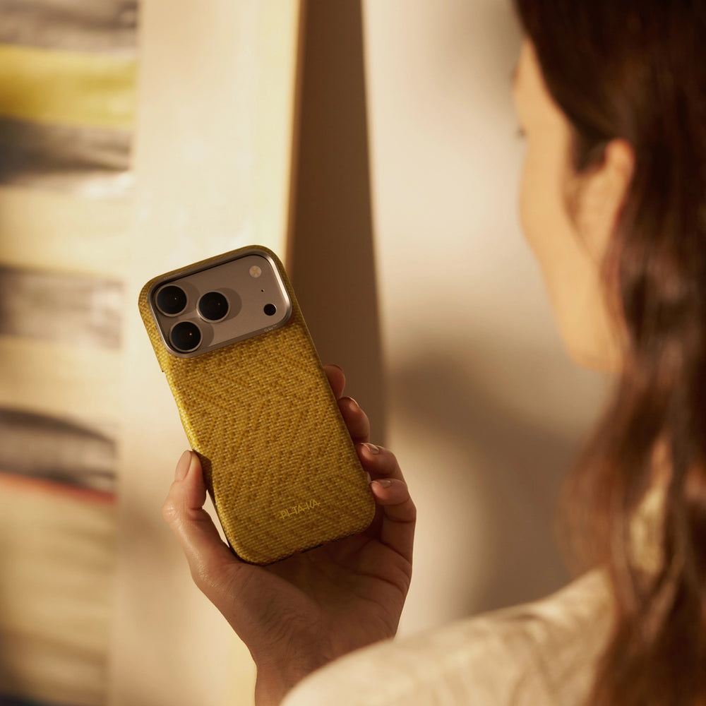 iPhone 18 Pro Karbon Kılıf MagSafe Uyumlu Aramid Fiber - Edge Surging Awn