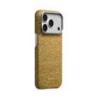 Pitaka iPhone 18 Pro Karbon Kılıf MagSafe Uyumlu Aramid Fiber - Edge Golden Drift
