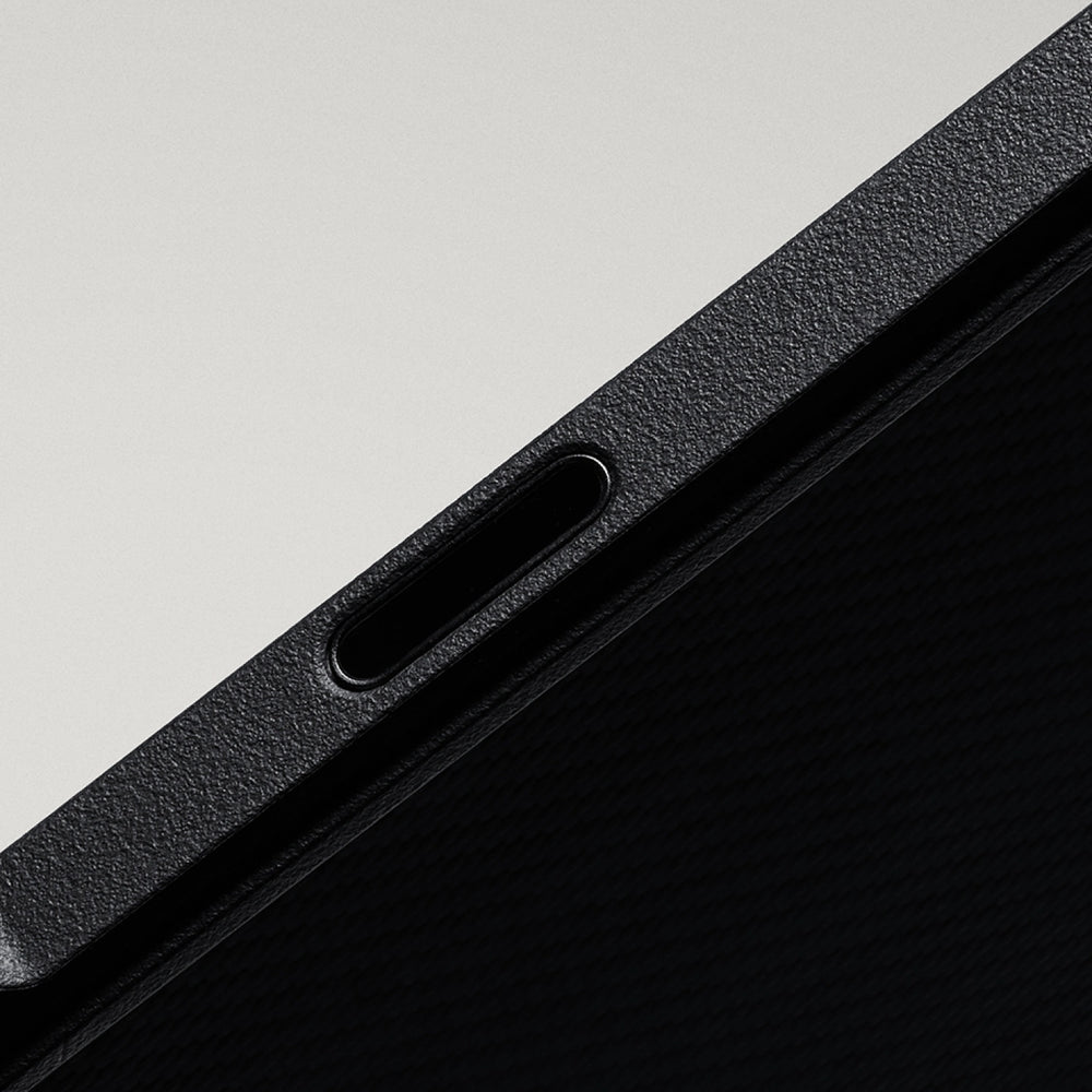 iPhone 15 Pro Karbon Kılıf MagSafe Uyumlu Aramid Fiber - Cairn 1500D Black Blue