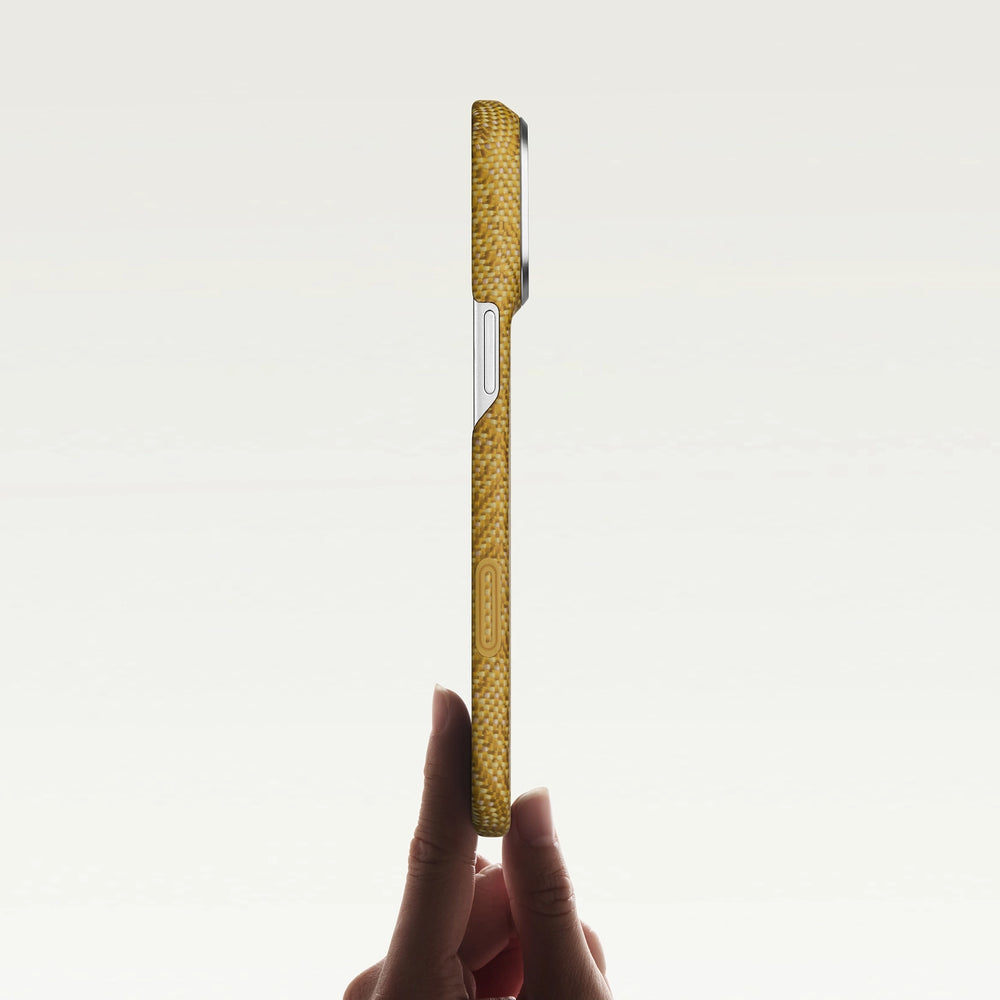iPhone 18 Pro Karbon Kılıf MagSafe Uyumlu Aramid Fiber - Edge Surging Awn